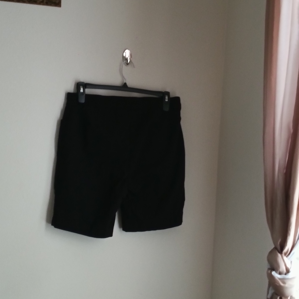 Terra & Sky Shorts Women 14W Black Elegant Preppy Resort Vacation Casual Beach